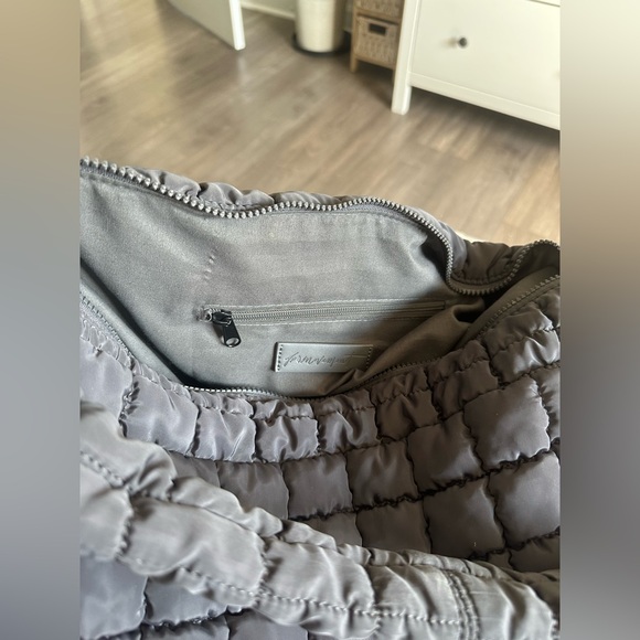 FP Movement Quilted Caryall Bag Graphite - Picture 8 of 8